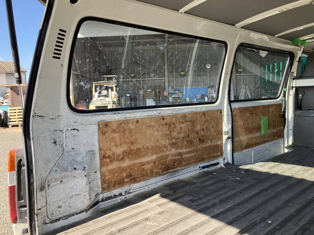 日野デュトロルートバン小型（2t・3t）[写真13]