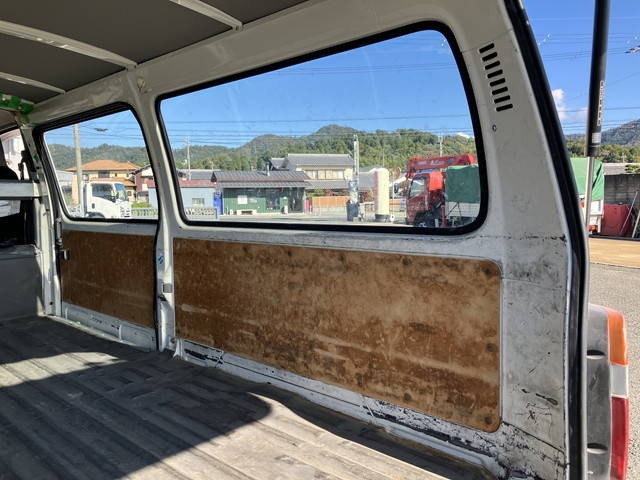 日野デュトロルートバン小型（2t・3t）[写真14]