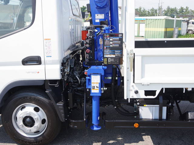 三菱ふそうキャンタークレーン4段小型（2t・3t）[写真12]