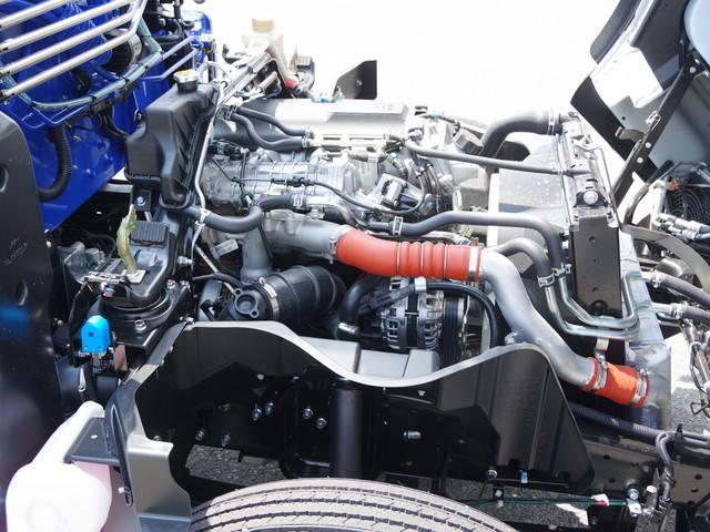 三菱ふそうキャンタークレーン4段小型（2t・3t）[写真23]