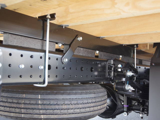 三菱ふそうキャンタークレーン4段小型（2t・3t）[写真07]