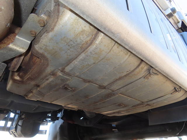 三菱ふそうスーパーグレートアルミウイング大型（10t）[写真12]