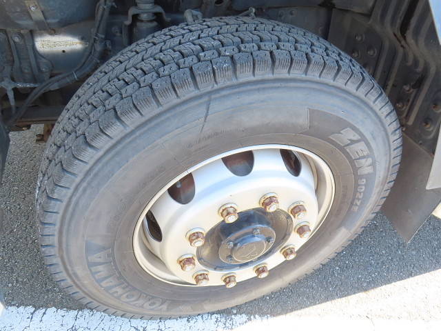 三菱ふそうスーパーグレートアルミウイング大型（10t）[写真13]