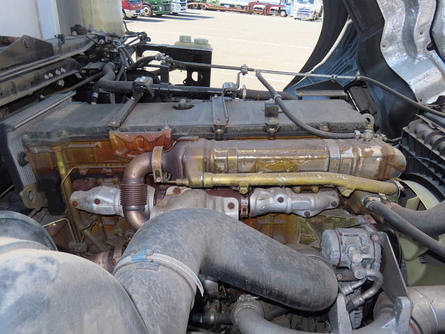 三菱ふそうスーパーグレートアルミウイング大型（10t）[写真15]