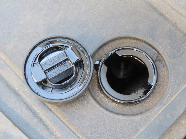 三菱ふそうスーパーグレートアルミウイング大型（10t）[写真16]