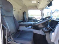 三菱ふそうスーパーグレートアルミウイング大型（10t）[写真19]