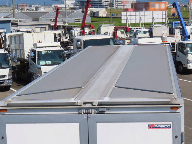 三菱ふそうスーパーグレートアルミウイング大型（10t）[写真07]