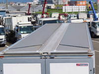 三菱ふそうスーパーグレートアルミウイング大型（10t）[写真08]