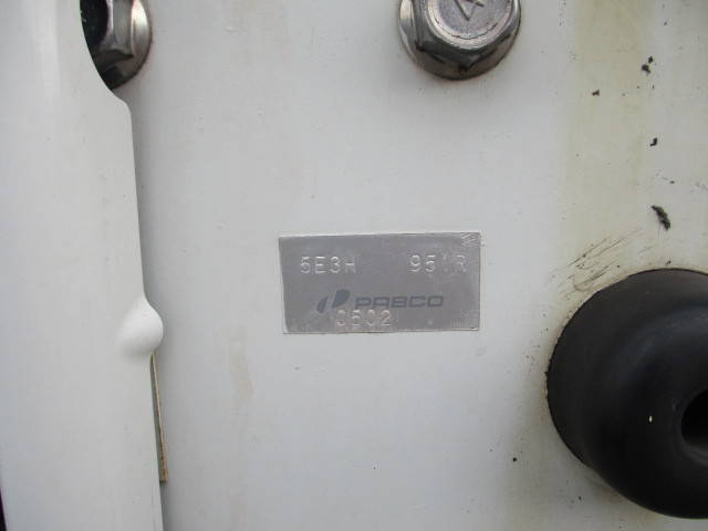 三菱ふそうキャンタークレーン4段小型（2t・3t）[写真11]