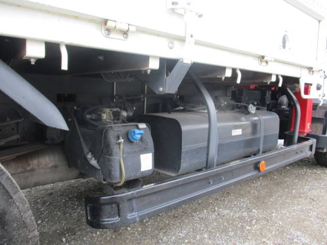 三菱ふそうキャンタークレーン4段小型（2t・3t）[写真16]