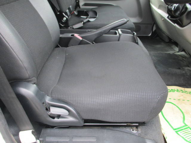 三菱ふそうキャンタークレーン4段小型（2t・3t）[写真24]