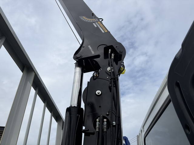 三菱ふそうファイターセルフクレーン4段増トン（6t・8t）[写真17]