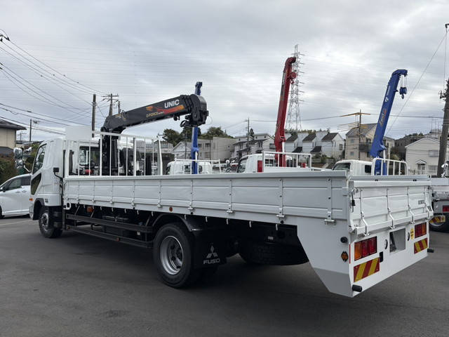 三菱ふそうファイターセルフクレーン4段増トン（6t・8t）[写真02]