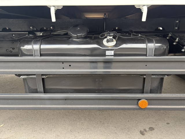 三菱ふそうファイターセルフクレーン4段増トン（6t・8t）[写真21]