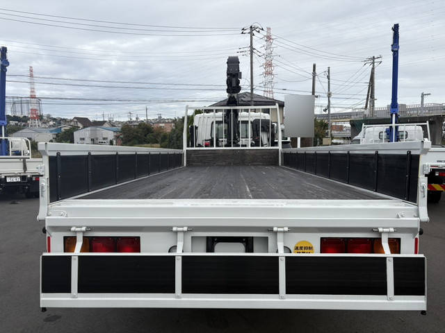 三菱ふそうファイターセルフクレーン4段増トン（6t・8t）[写真07]