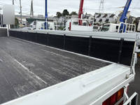 三菱ふそうファイターセルフクレーン4段増トン（6t・8t）[写真10]