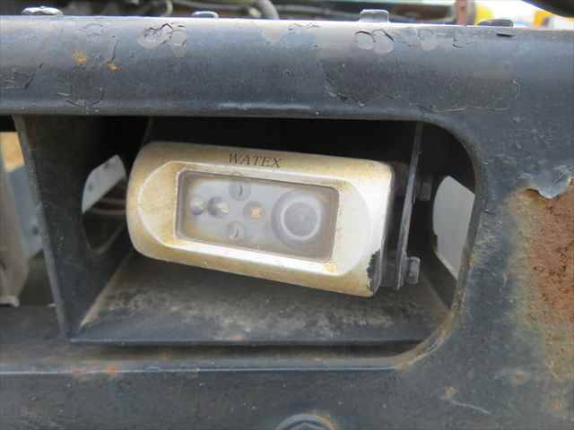 三菱ふそうスーパーグレートコンテナ専用車大型（10t）[写真15]