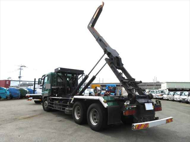 三菱ふそうスーパーグレートコンテナ専用車大型（10t）[写真17]