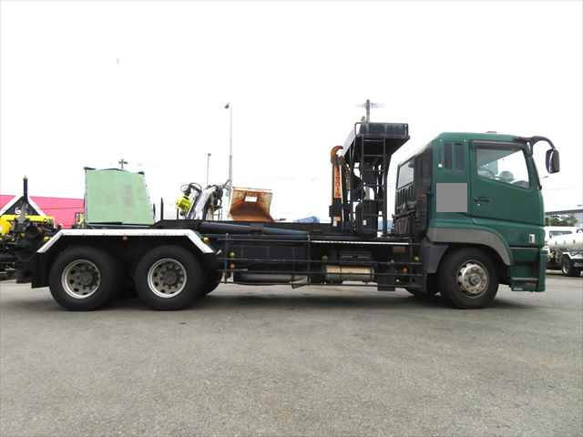 三菱ふそうスーパーグレートコンテナ専用車大型（10t）[写真05]