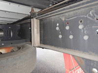 いすゞギガアルミウイング大型（10t）[写真11]