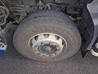 いすゞギガアルミウイング大型（10t）[写真15]