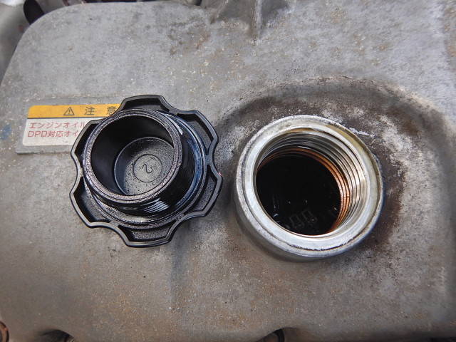 いすゞギガアルミウイング大型（10t）[写真19]