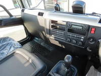 三菱ふそうファイタークレーン4段中型（4t）[写真12]