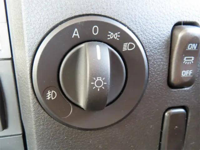 三菱ふそうファイタークレーン4段中型（4t）[写真16]