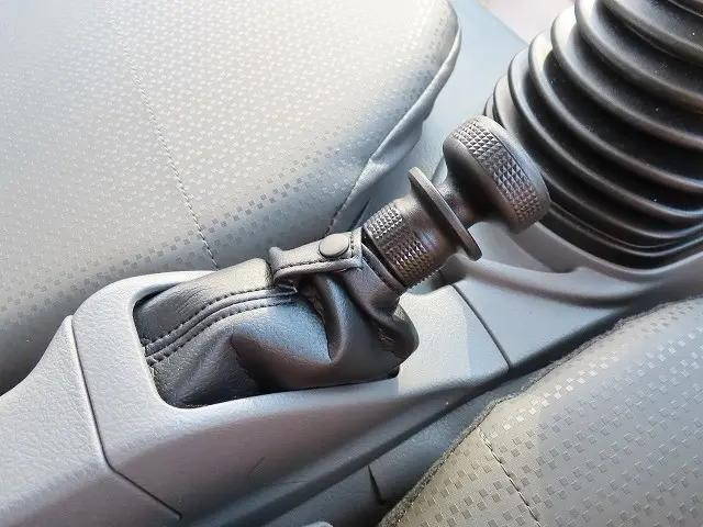 日野デュトロダンプ小型（2t・3t）[写真17]