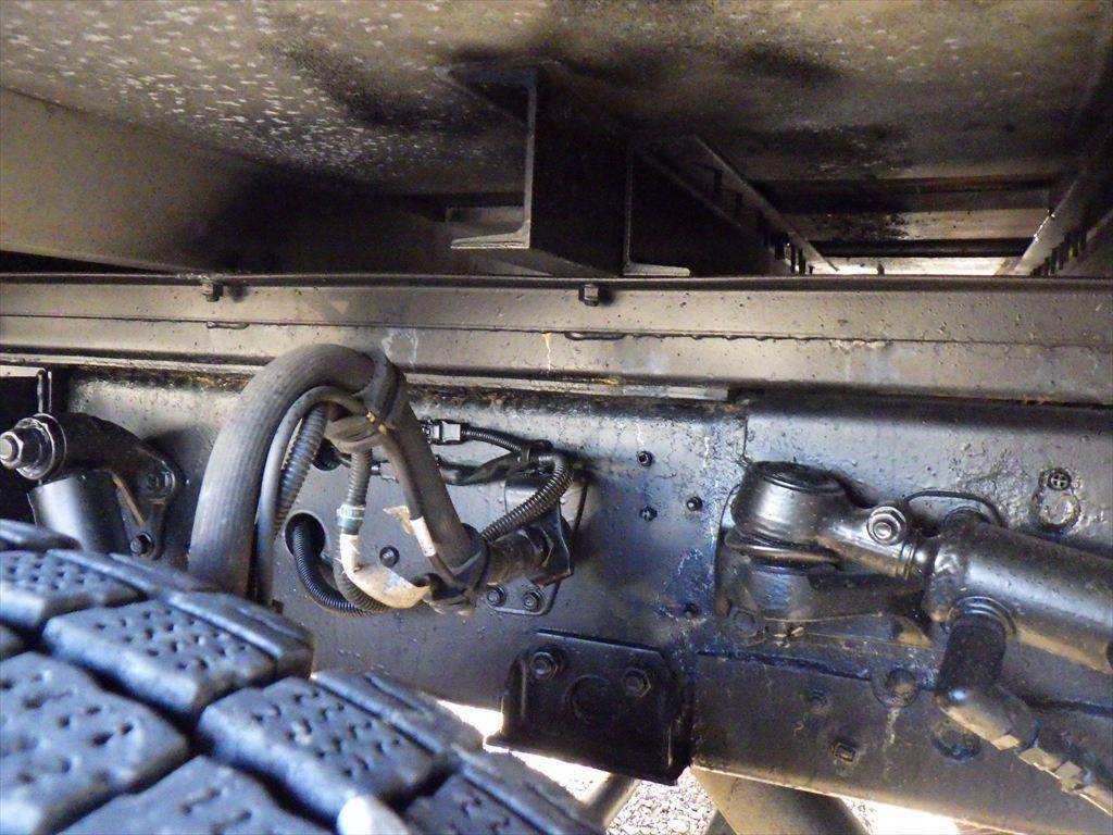 日野プロフィアセルフローダー大型（10t）[写真13]