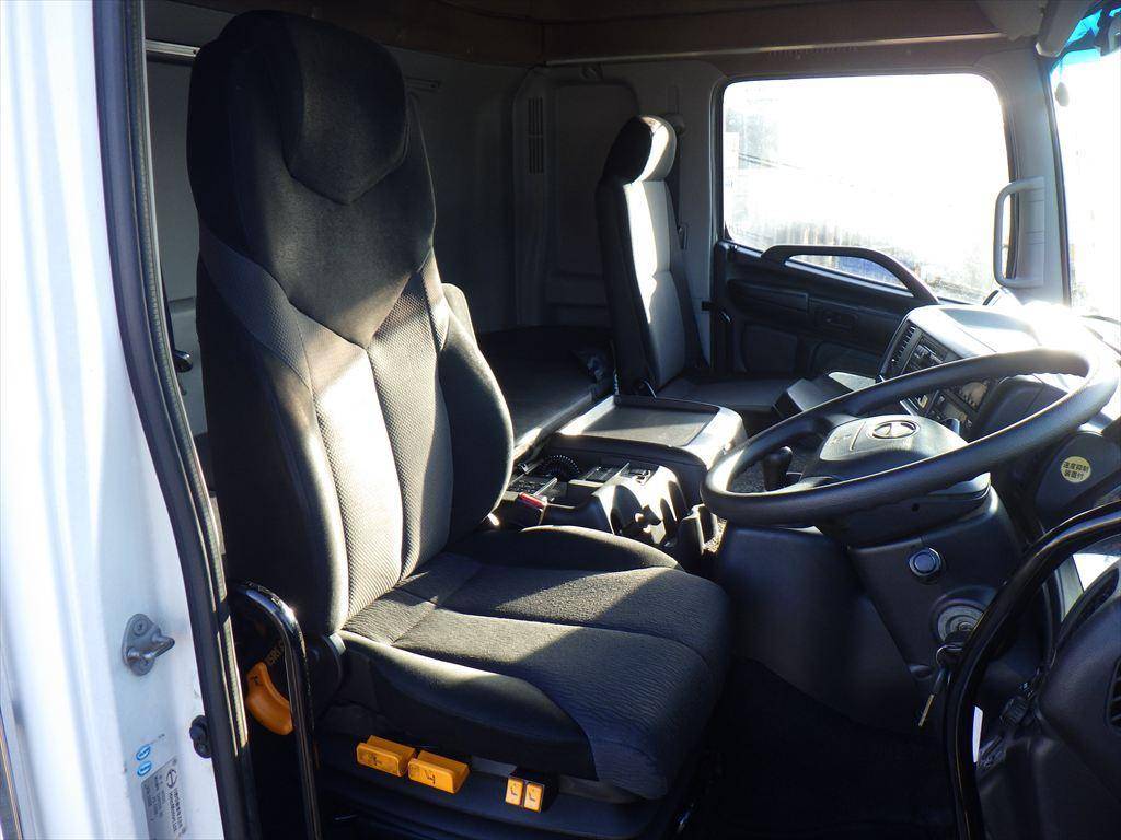 日野プロフィアセルフローダー大型（10t）[写真20]