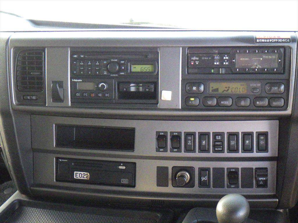 日野プロフィアセルフローダー大型（10t）[写真21]