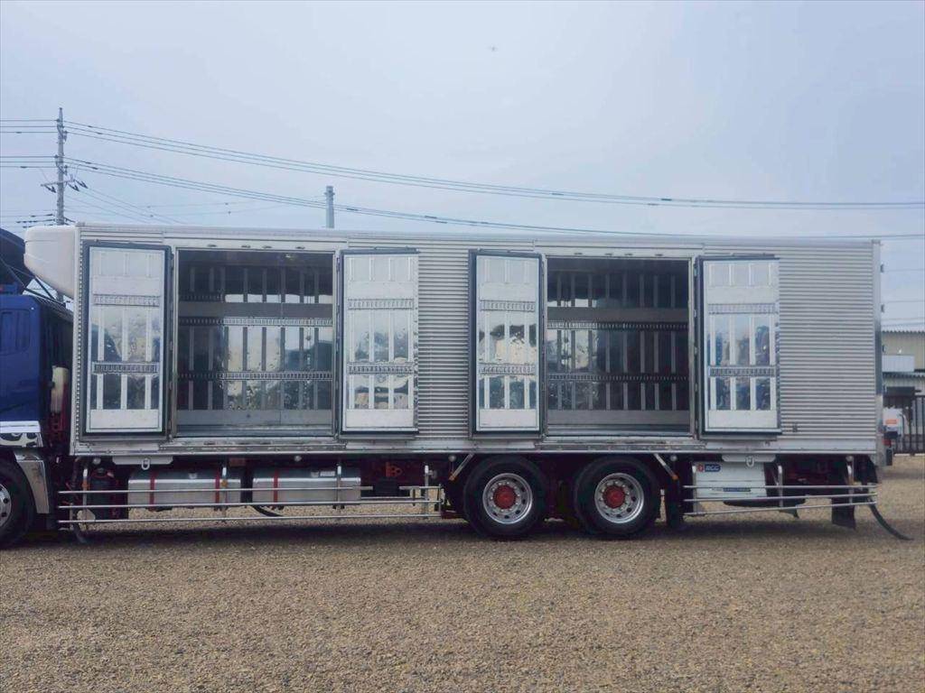 三菱ふそうスーパーグレート冷凍車（冷蔵車）大型（10t）[写真12]