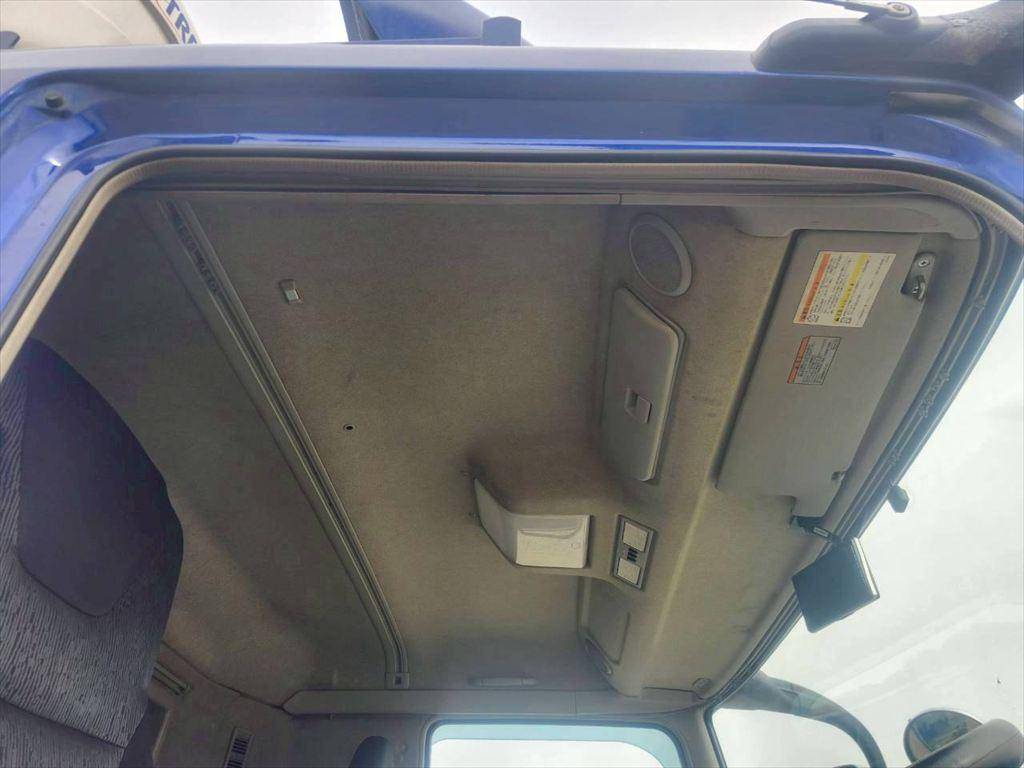 三菱ふそうスーパーグレート冷凍車（冷蔵車）大型（10t）[写真24]