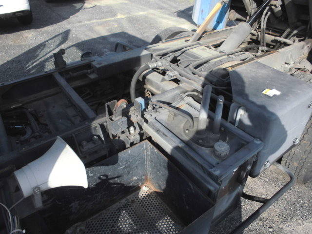 いすゞエルフパッカー車（塵芥車）小型（2t・3t）[写真12]