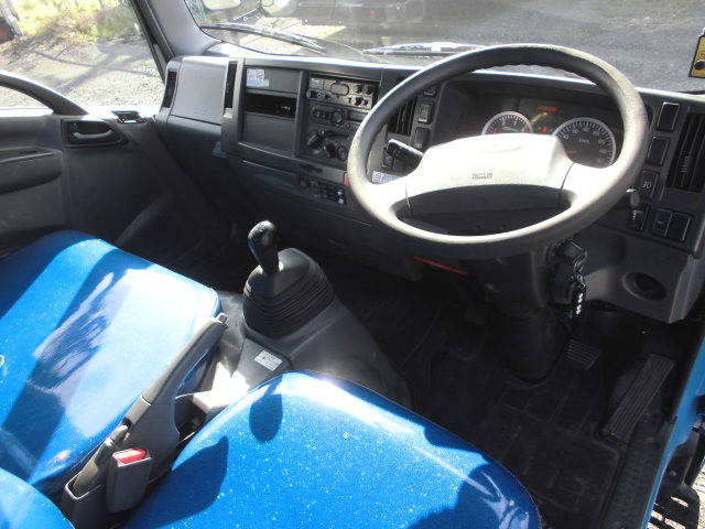 いすゞエルフパッカー車（塵芥車）小型（2t・3t）[写真25]