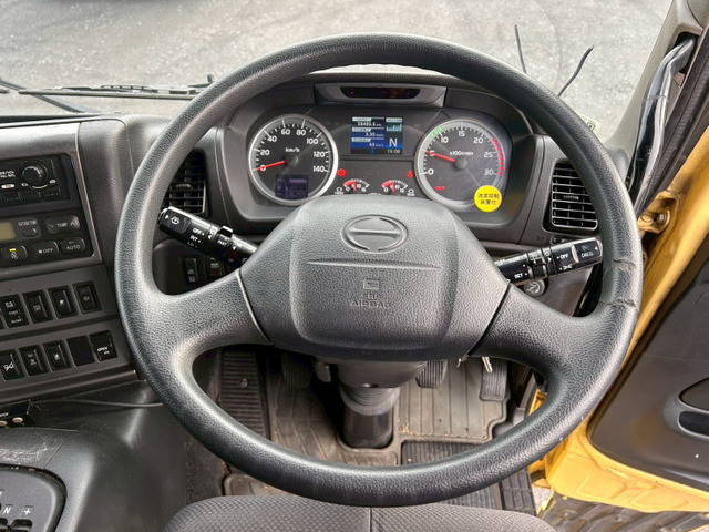 日野プロフィアアルミウイング大型（10t）[写真20]