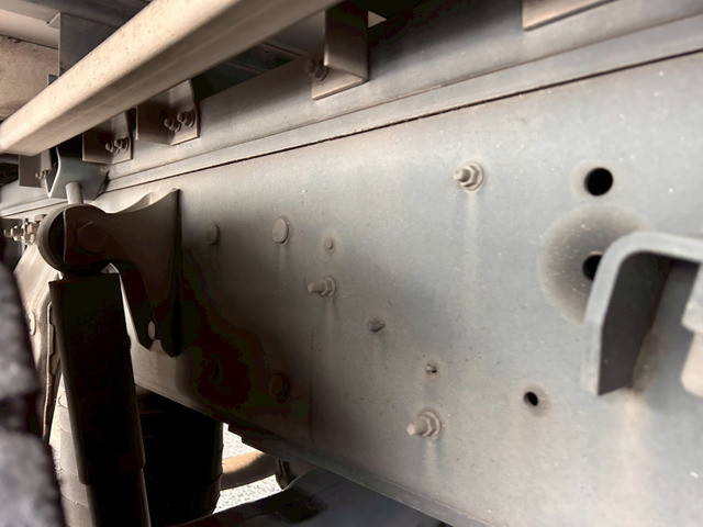 日野プロフィアアルミウイング大型（10t）[写真34]