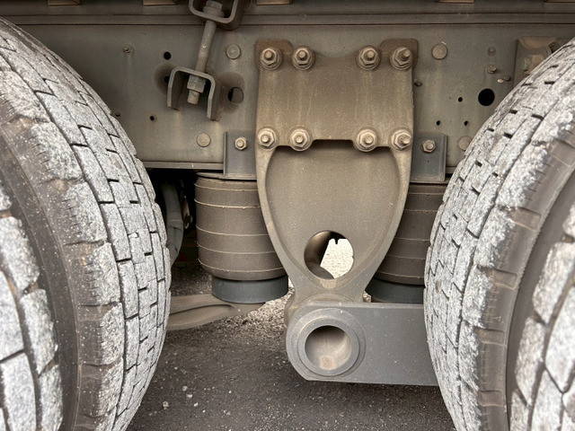 日野プロフィアアルミウイング大型（10t）[写真38]