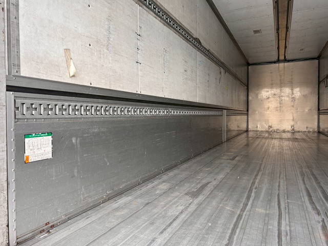 日野プロフィアアルミウイング大型（10t）[写真09]