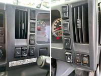 いすゞフォワードアルミウイング中型（4t）[写真22]