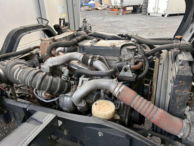 いすゞフォワードアルミウイング中型（4t）[写真25]