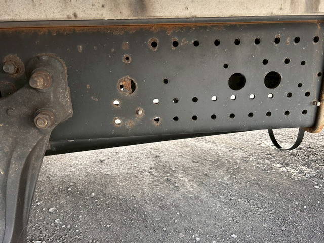 いすゞフォワードアルミウイング中型（4t）[写真32]