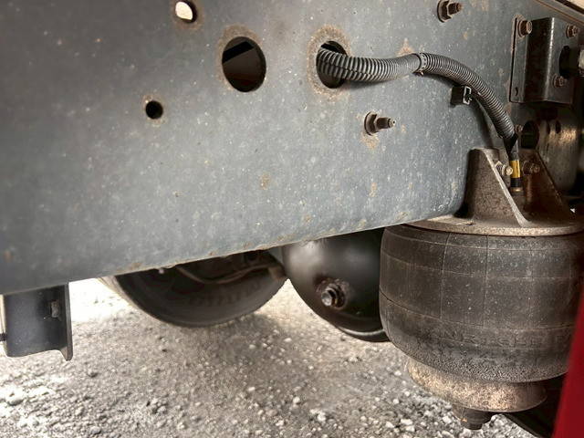 いすゞフォワードアルミウイング中型（4t）[写真35]