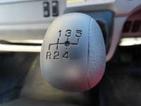 三菱ふそうキャンタークレーン6段小型（2t・3t）[写真16]