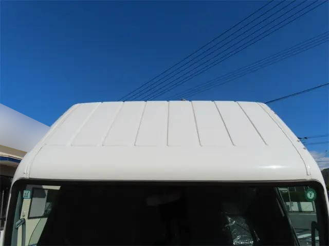 三菱ふそうキャンタークレーン6段小型（2t・3t）[写真05]