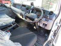 三菱ふそうキャンタークレーン6段小型（2t・3t）[写真09]