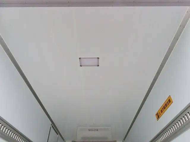 日野デュトロ冷凍車（冷蔵車）小型（2t・3t）[写真24]