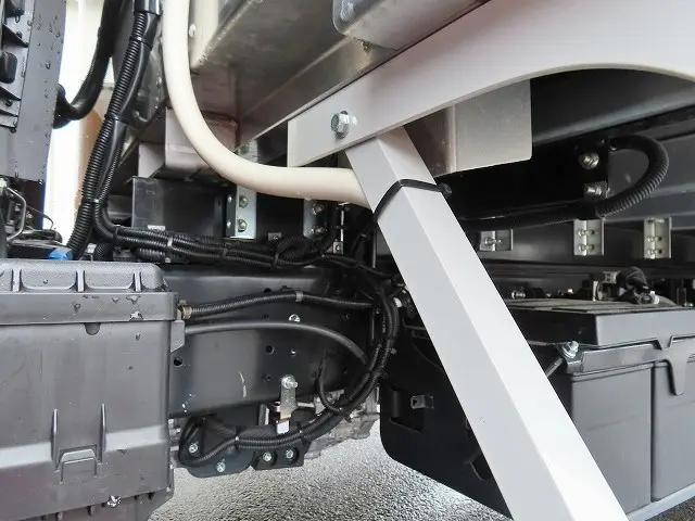 日野デュトロ冷凍車（冷蔵車）小型（2t・3t）[写真36]