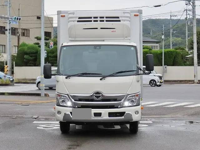 日野デュトロ冷凍車（冷蔵車）小型（2t・3t）[写真05]
